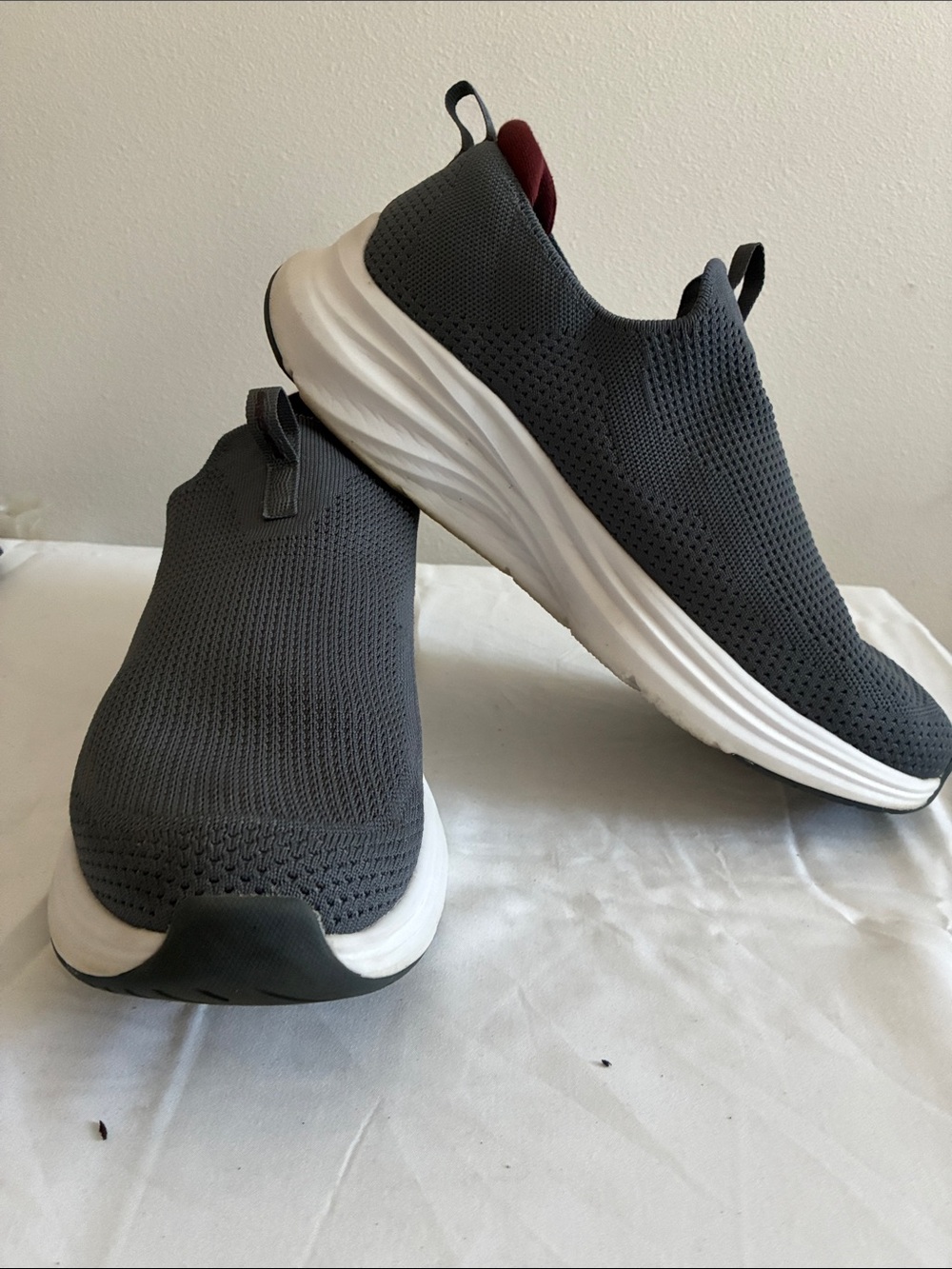 Skechers GO WALK Vapor Foam Slip-On Walking Shoes Charcoal Men’s Size 12